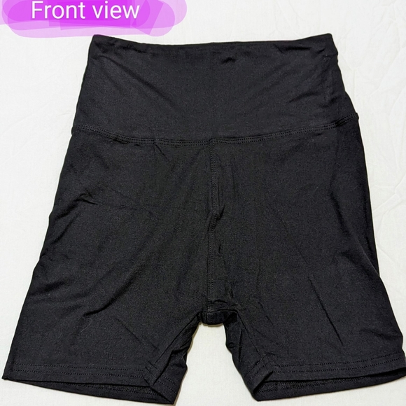 BNWOT, bike shorts, size sm-med, new condition never worn - Picture 5 of 8